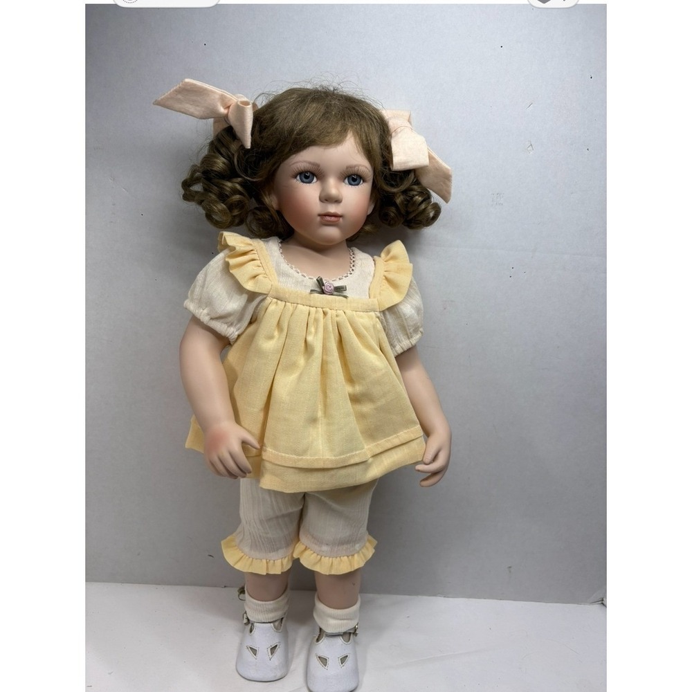 Geppeddo Porcelain Collector Doll 20" Yellow Dress Bloomers Blue Eyes Brown Hair - Picture 2 of 7